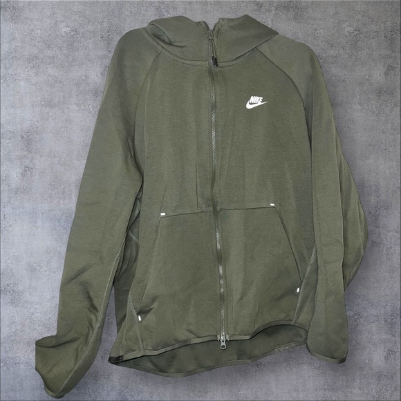 Nike Green Sweatshirt with Hood and Relaxed Fit - Picture 1 of 4